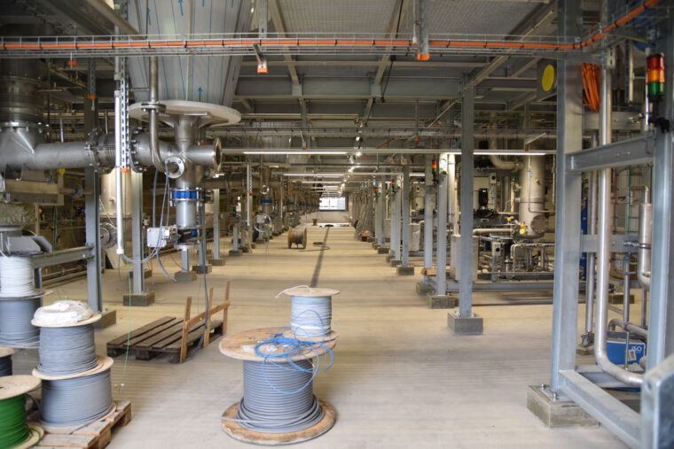 Industriehalle des Bioenergie-Holzheizkraftwerk in Frauenfeld